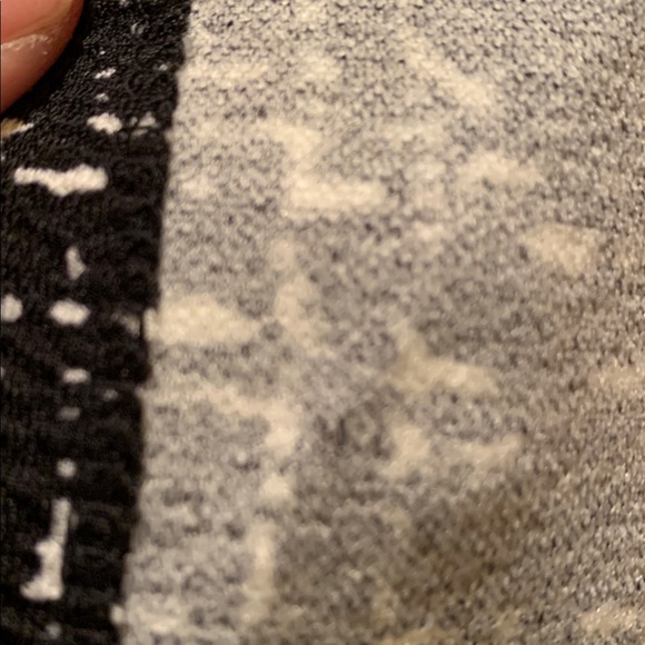 Chic Black and White Print Jacket with Clear bands in the cuff region NWOT - Picture 9 of 11